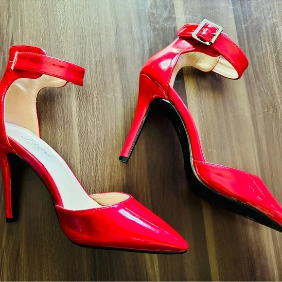 Elegant Women’s Sz 6 Red Patent Leather Heels - Picture 2 of 14